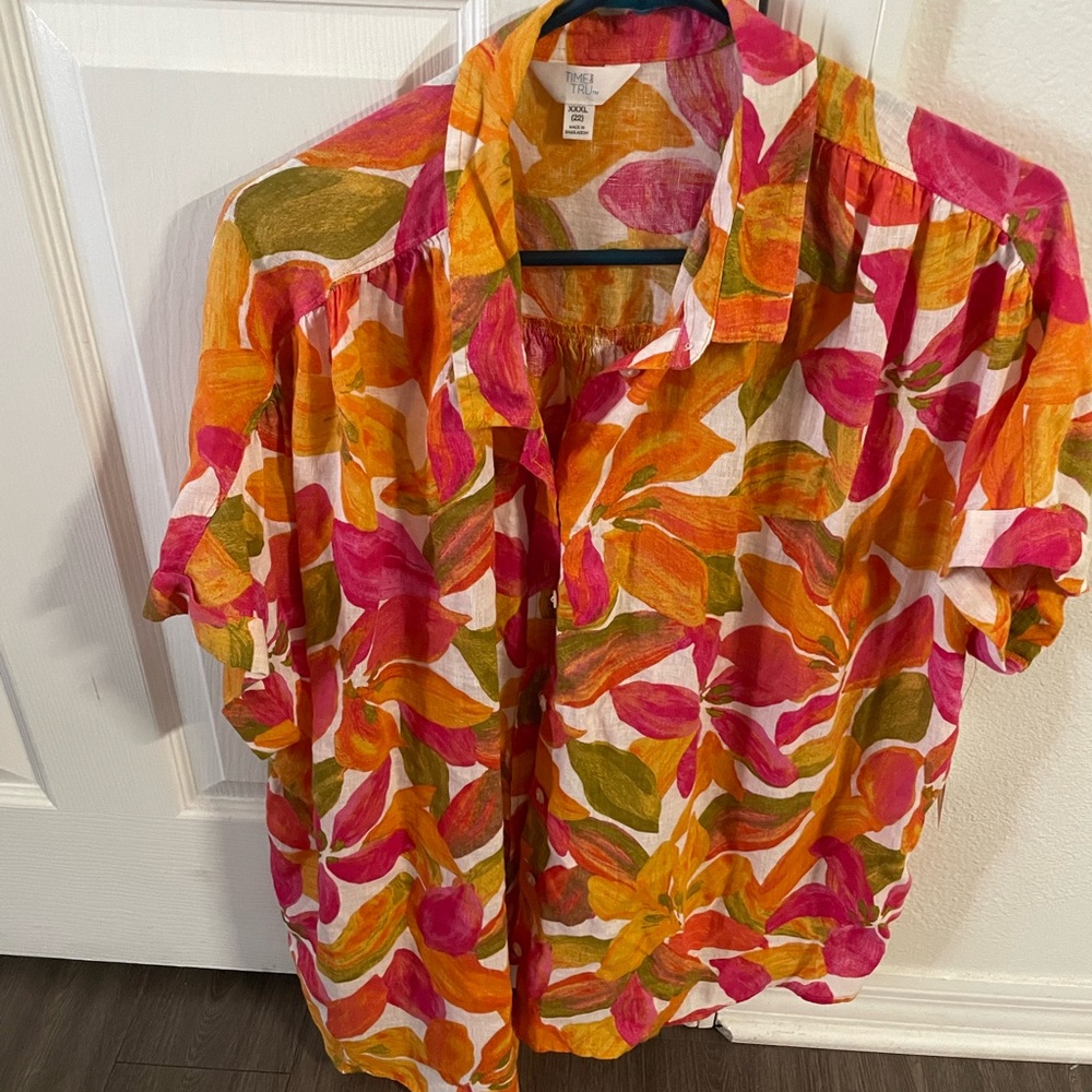 Time and Tru Colorful Floral Blouse